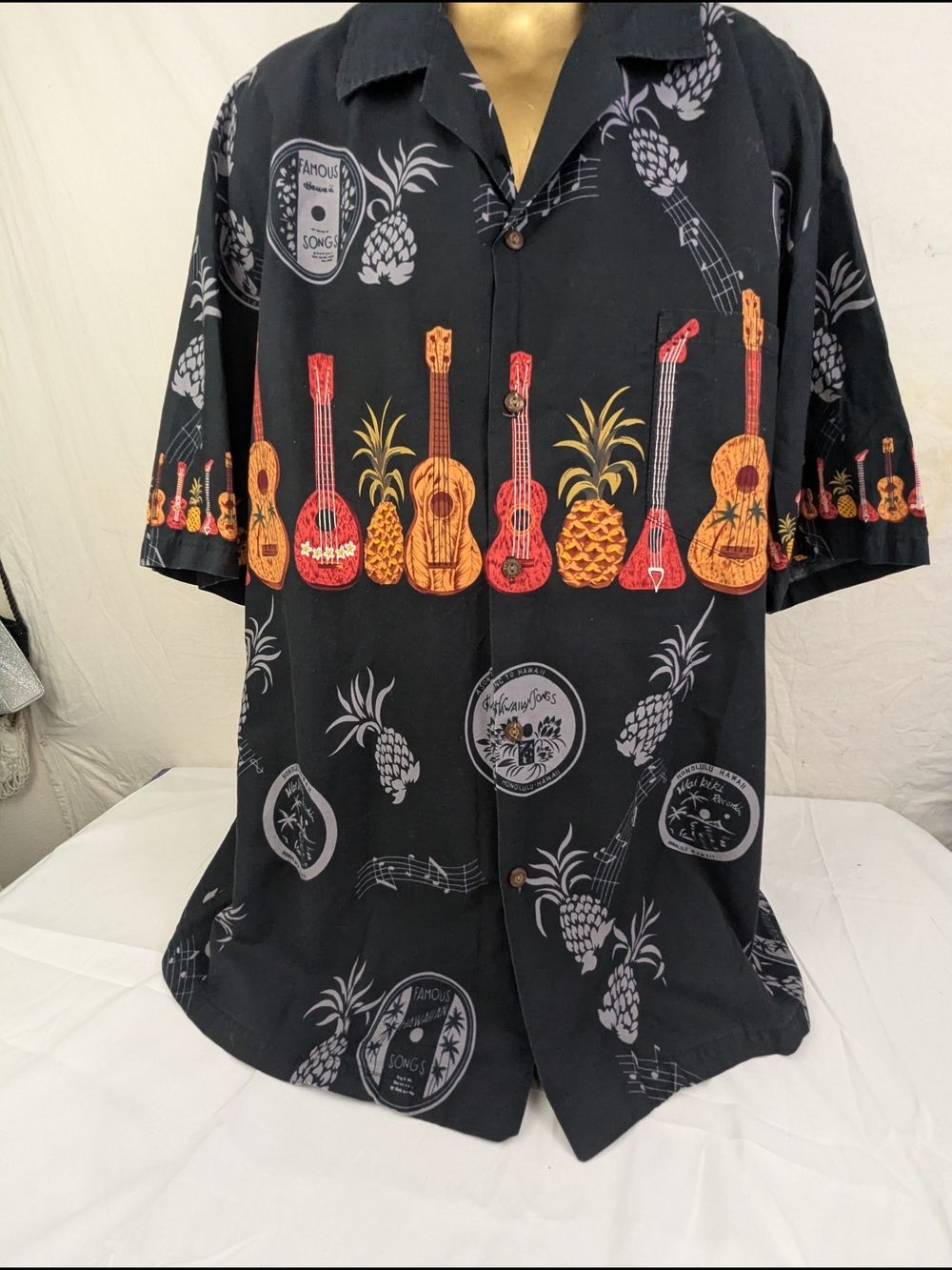 Winnie Fashion Hawaii Men's Guitar Pinapple Print Front Button Shirt XXL